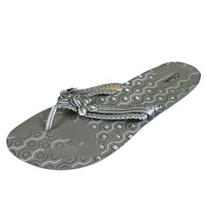 Clarks Women Brinkley Keely Flip Flop Silver Leather 11 Medium Gently Used 2025